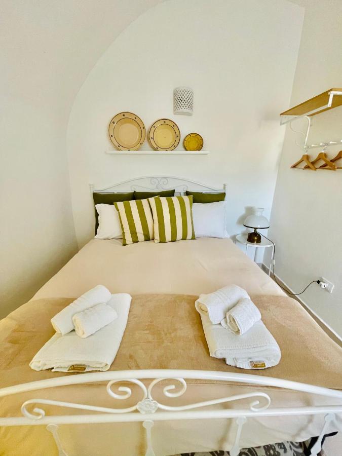 White Stone- La Nicchia Appartement Ostuni Buitenkant foto